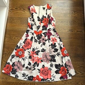 Ann Taylor girls floral dress GENTLY WORN